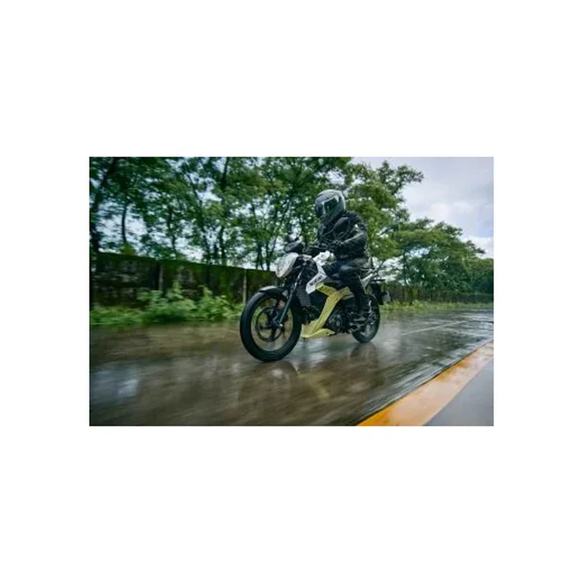 Suzuki Raider PRO motorcycle