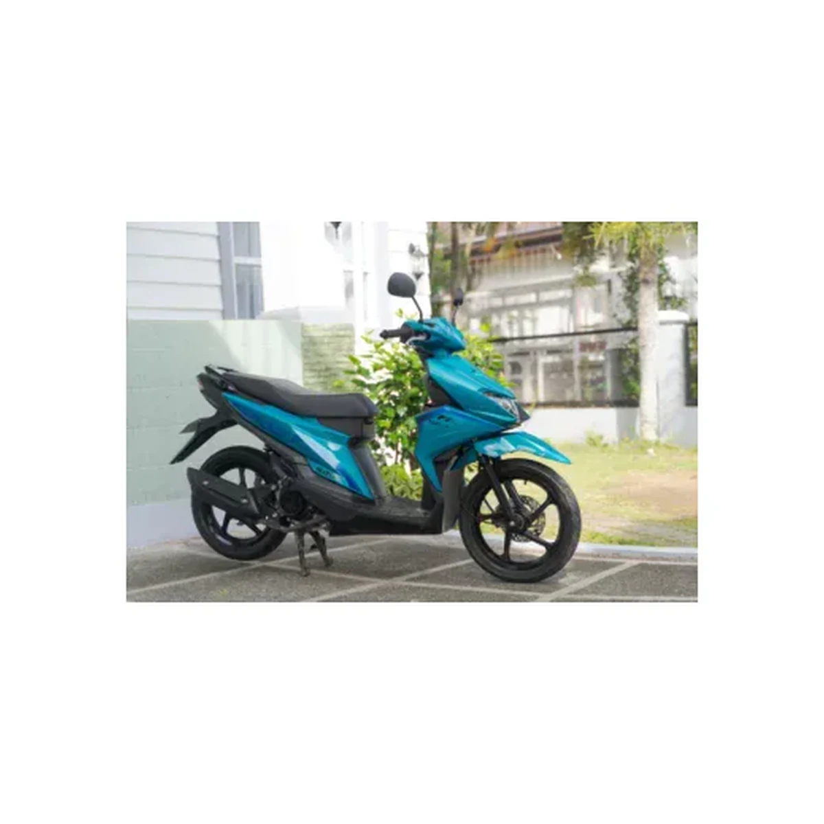 Suzuki Skydrive Sport motorcycle