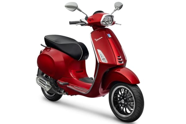 Vespa Sprint 150 scooter product image