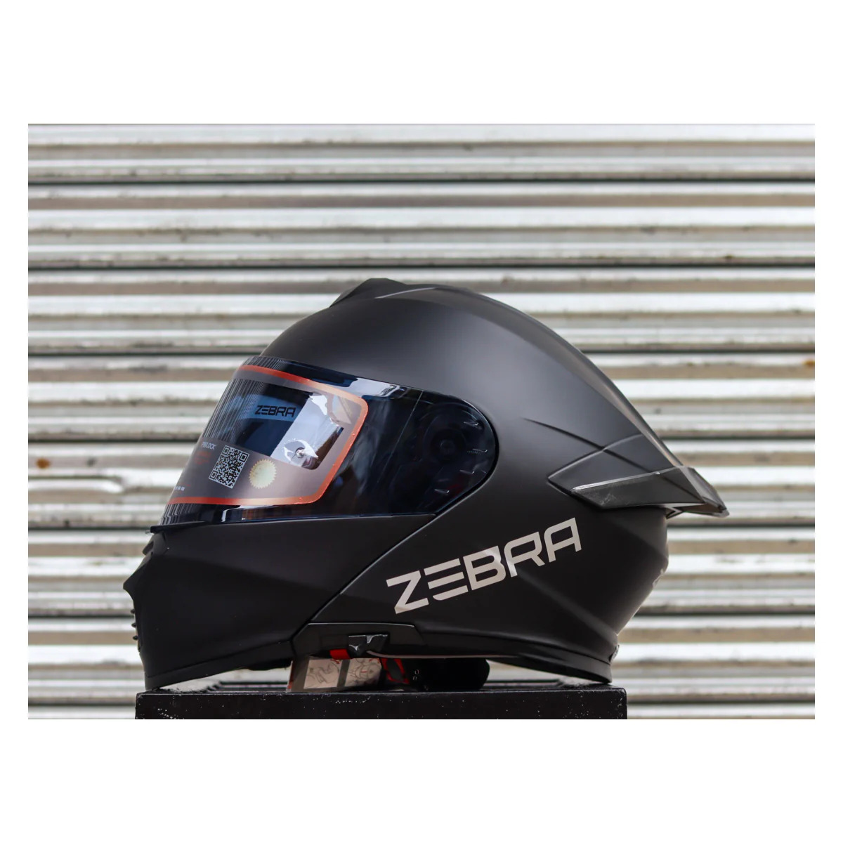Zebra A113 Ritzy modular motorcycle helmet in matte black